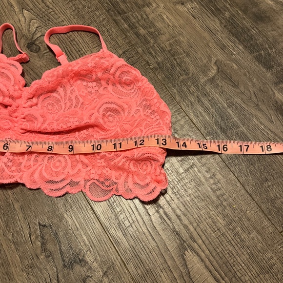 PINK bralette size large - Picture 7 of 7